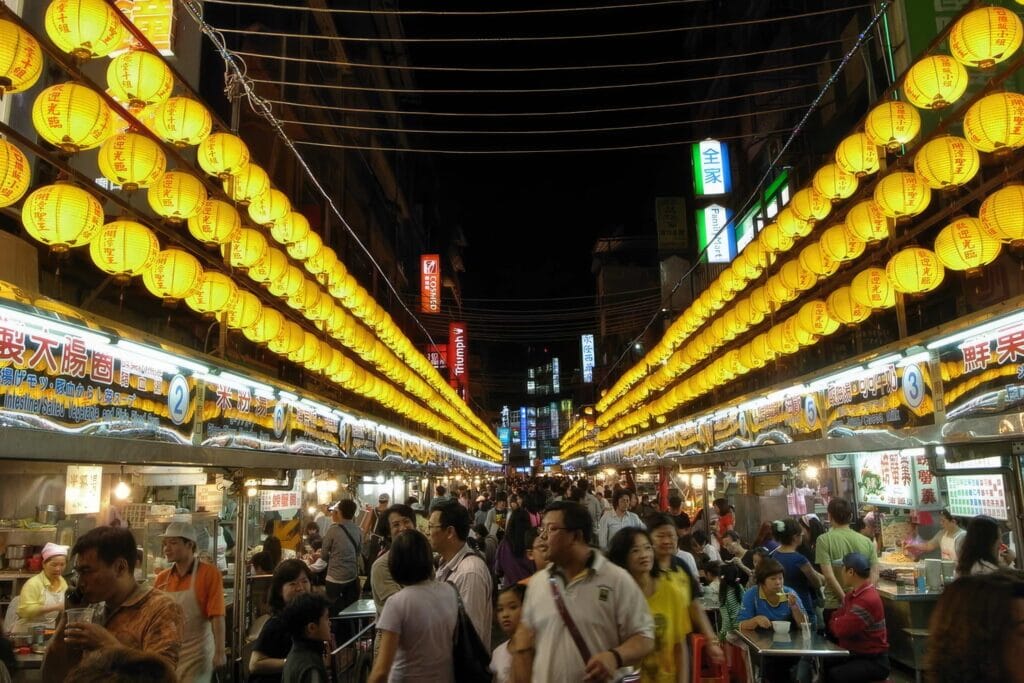 基隆廟口夜市攻略:在地人帶路品嚐台北人私藏的海鮮天堂 Taiwan Keelung Keelung Miaokou Night Market 基隆廟口夜市 10 RN