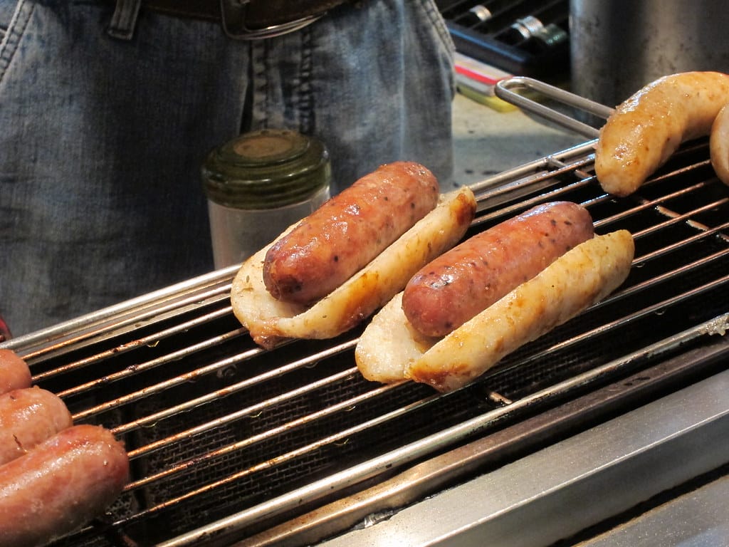 逢甲夜市攻略:台中美食天堂完全指南 Taiwan Taichung Feng Chia Night Market 大腸包小腸