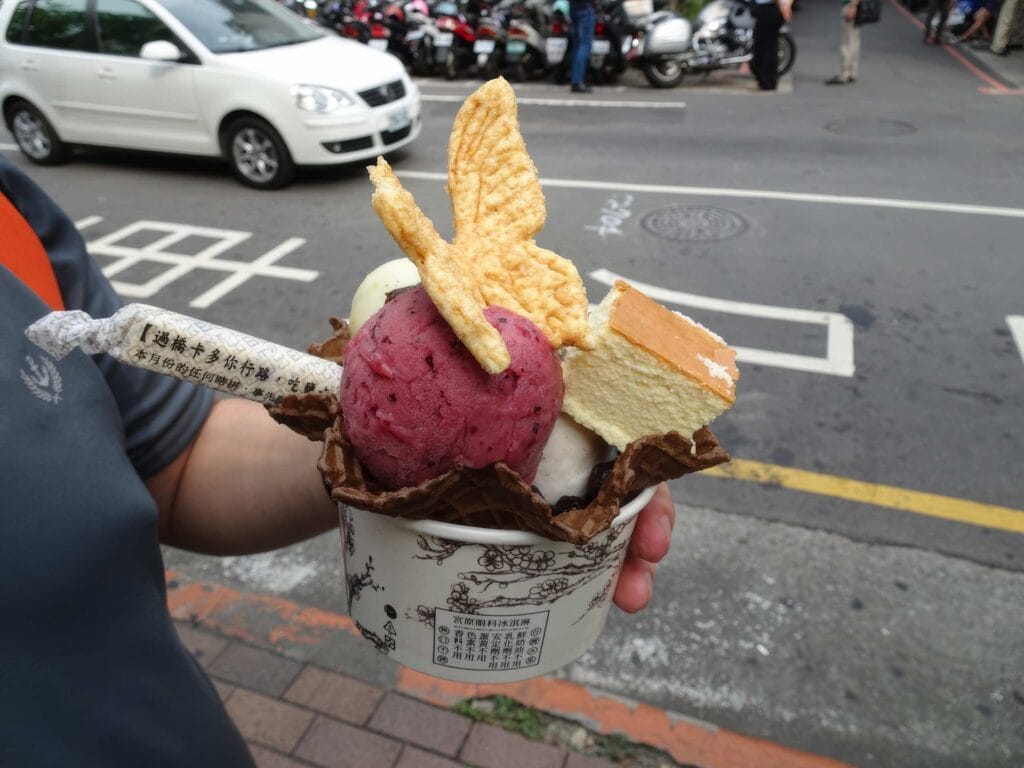 台中宮原眼科 | 必遊攻略:哈利波特風冰淇淋打卡聖地全紀錄 Taiwan Taichung Miyahara Eye Clinic 6 Romaingnow