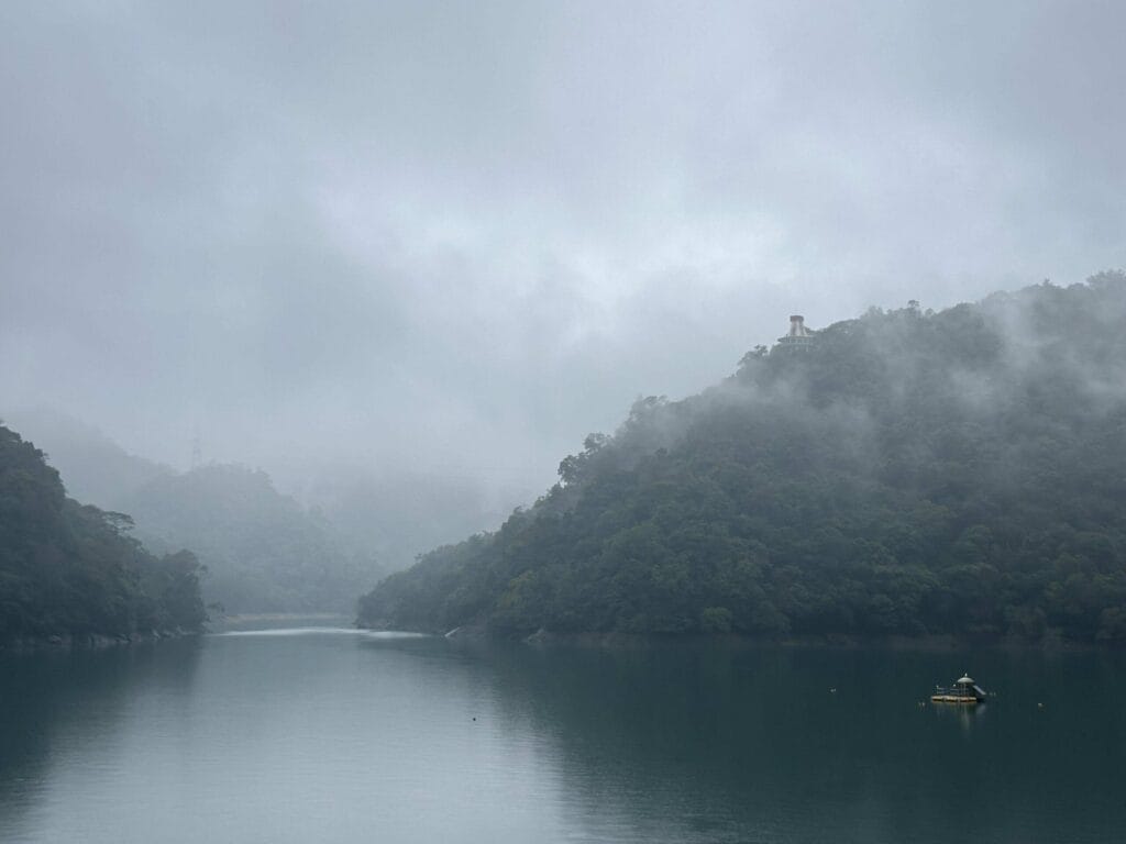 石門水庫一日遊:四季必訪景點全攻略 | 交通、門票、秘境推薦 Taiwan Taoyuan Shimen Reservoir 石門水庫 11