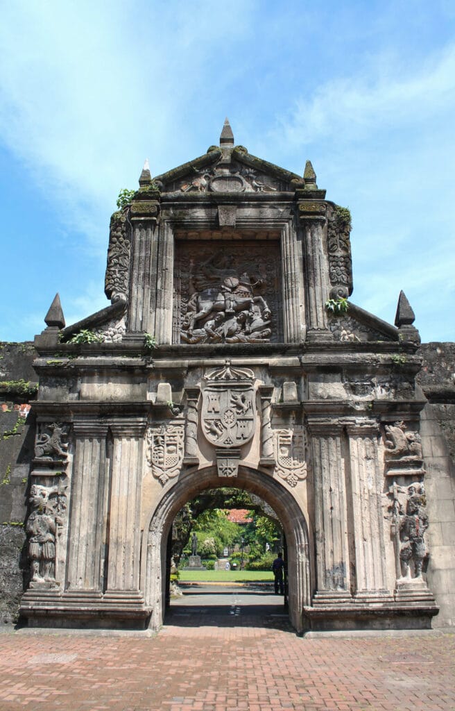 馬尼拉旅遊攻略:親身體驗省錢秘技與必去景點 聖地牙哥堡Fort Santiago