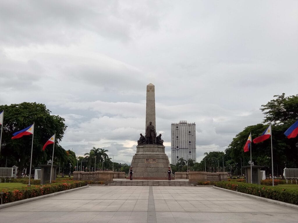 馬尼拉旅遊攻略:親身體驗省錢秘技與必去景點 黎剎公園Rizal Park