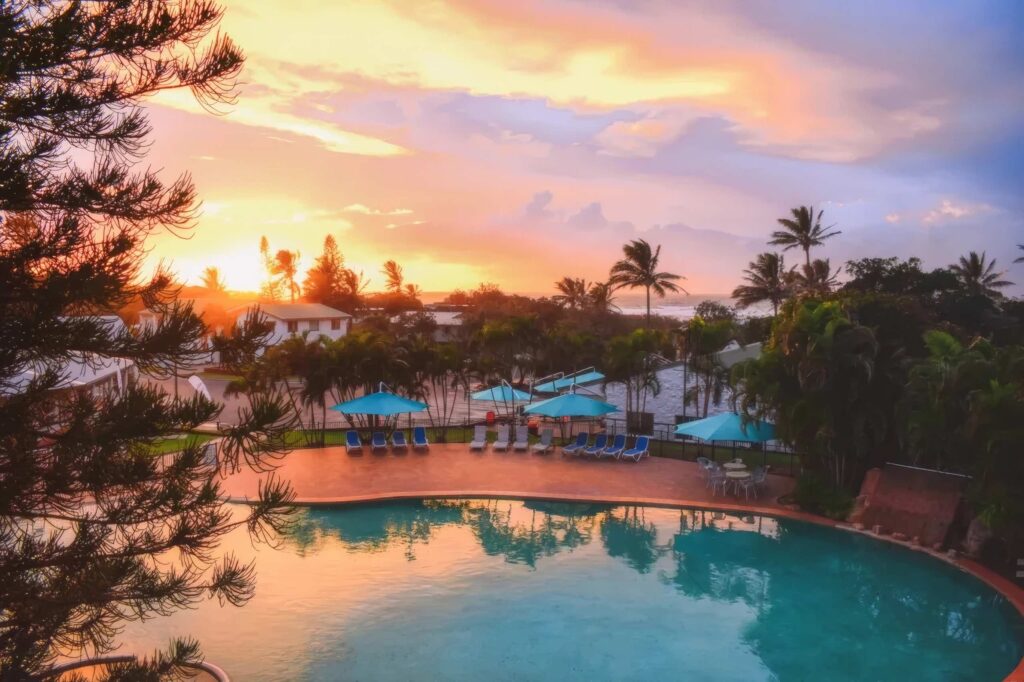 弗雷澤島 旅遊攻略:機票・住宿・景點・活動 Kgari Sunrise Beach Resort Kgari formerly Fraser Island
